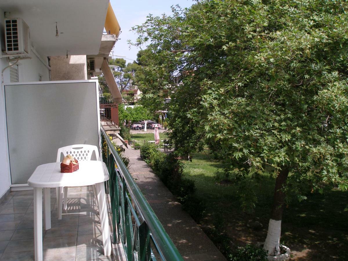 Anastasia - Efthimios Apartments Agios Konstantinos  Exterior photo
